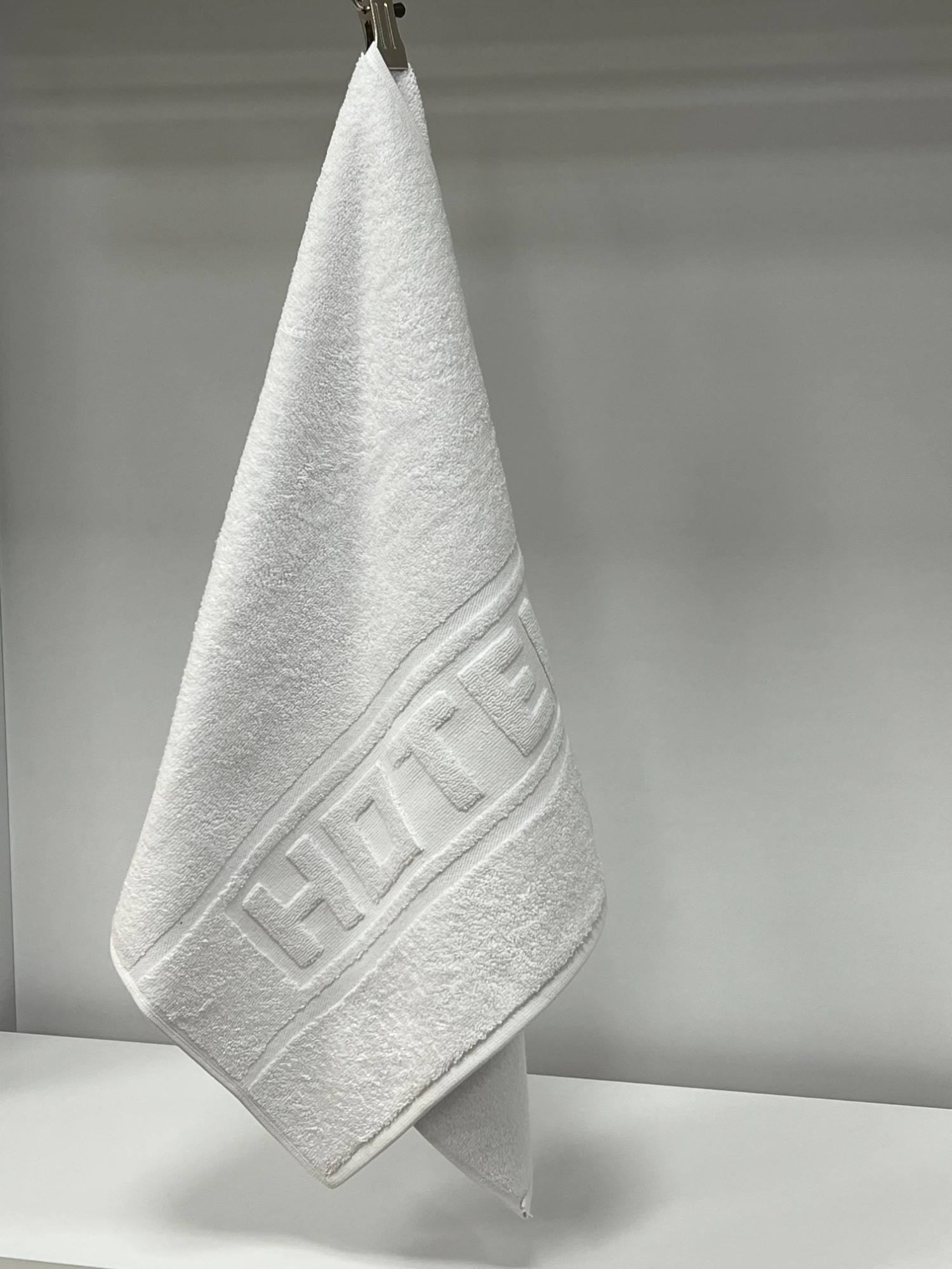 Peškir sa natpisom Hotel 40x80cm 500g/m2