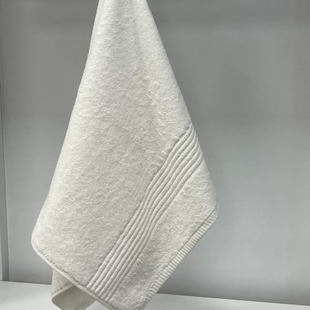 Peškir Stock 50x90cm S48 Dezen Bela boja