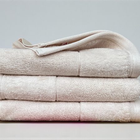 Velur Peškir 70×140 cm – Luksuzni Pamuk sa Pliš Efektom Bež boja