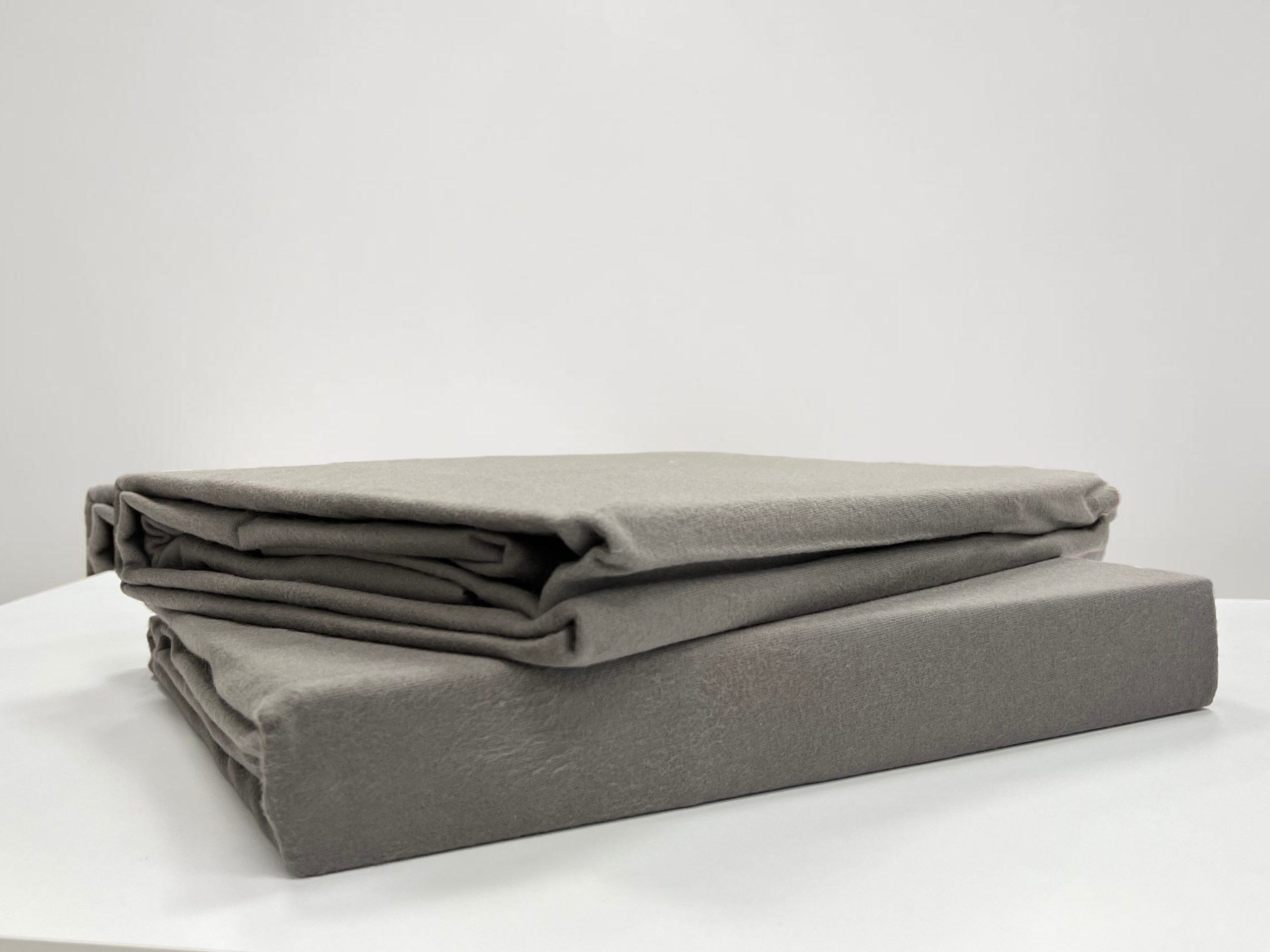 Čaršav Flanel 140x200cm+25cm Dark grey