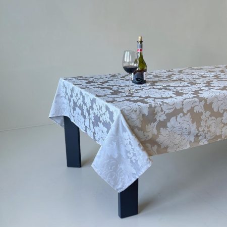 Stolnjak " Damast " - 150x160cm  dezen E28